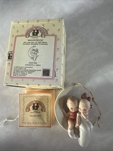 Memories Of Yesterday “Moonstruck”Porcelain Hanging Ornament - Picture 1 of 1