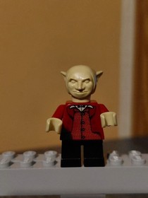 Lego Harry Potter Goblin Dark Red Jacket hp079 4714 2002