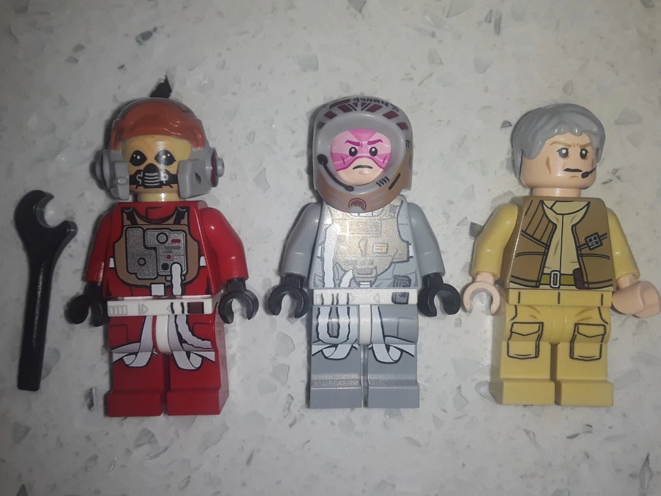 Lego Star Wars 75050 Minifigures Gray Squadron Pilot Airen Cracken Ten Numb Lot - Image 1 of 2