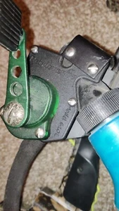 Parker Buck Hunter Compound Bow Bigwoods Camo 70Ibs 28" Draw - Picture 1 of 2