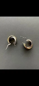 Orecchini Doppio Cerchio Giallo Bianco 18k Italia - Nuovi in Scatola - Foto 1 di 7