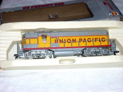 Ahm Ho Scale Gp 18 Union Pacific Diesel Locomotive For Train In Box - Image 1 of 4