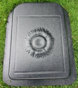 Sunflower bench leg concrete mold .150 abs plastic 14" H x 10"W x 3" thick - Picture 1 of 4