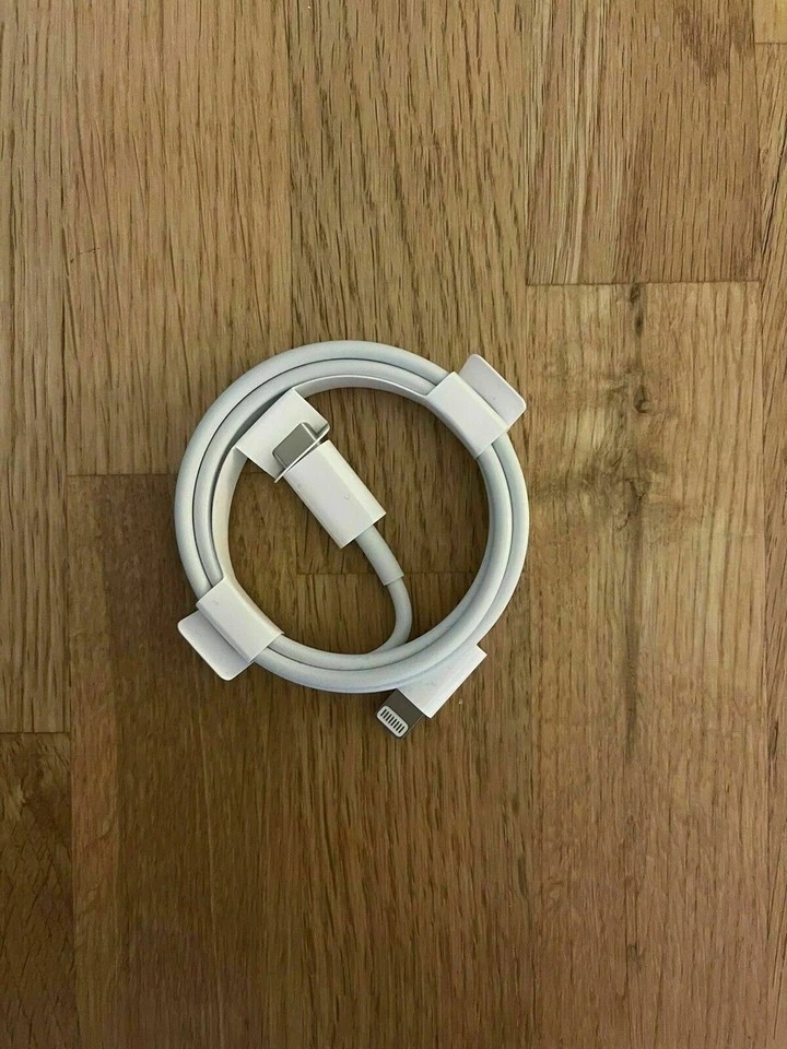 New iPhone 14 13 12 11 Pro Max Type C to iPhone Socket Fast Charger Data Cable - Image 1 of 1