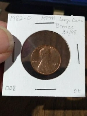 1982 D Lincoln Memorial Cent Error Repunched Mint mark Large Date Bronze  008 - Image 1 of 4