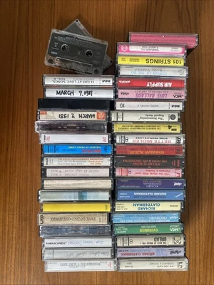 Lot of 40 Cassette Tapes - MIX - Some Blank / Dubbed- Love Songs - Untested Foto 1 de 4