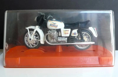 Motorrad Modell - Moto Guzzi V7 Spezial , in Plastik-Box, Mercury 603 - Bild 1 von 4