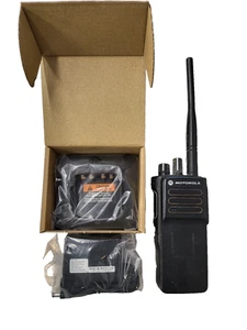 Motorola XPR7350e VHF 32Ch 5W Intrinsic Safe - Enabled - Afbeelding 1 van 6