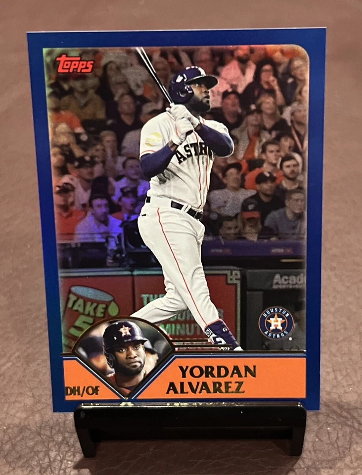 2023 Topps Archives - YORDAN ALVAREZ *Rainbow Foil Parallel!* /199 Astros - Image 1 of 2