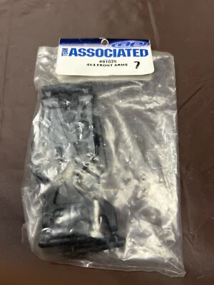 Team Associated 4x4 Front Arms Plastic Black (2) 91025 - Image 1 of 2