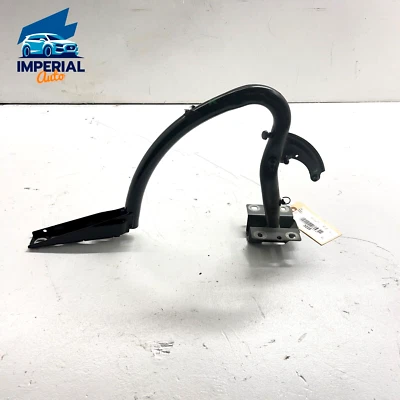 奥迪 A8 QUATTRO TRUNK DECK LID RIGHT PASSENGER HINGE LEVER 2011 - 2017 原始设备制造商 — 第 1/4 张图片