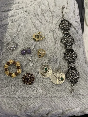 Konvolut Viel Schmuck in Gold und Silber Farbe - Modeschmuck - Bild 1 von 4