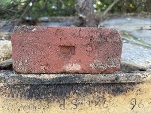 RECLAIMED BRICK VINTAGE ANTIQUE Rectangle Frog - Picture 1 of 1