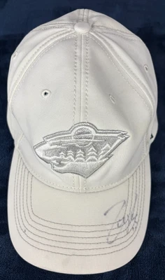 Sombrero salvaje Minnesota autografiado por Zack Parise '47 marca FortySeven adulto elástico Foto 1 de 4