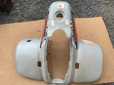 Polaris Magnum 330 2004 04 4x4 guardabarros delantero plástico Foto 1 de 4