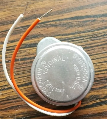 SYNCHRON 640 120V 5W 6/5 rpm 38970L-6-106 0650 motor - Image 1 of 3