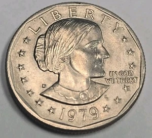 1979 "D" Filled In Mint Mark Susan B Anthony One Dollar Coin. Rare Vintage - Picture 1 of 5
