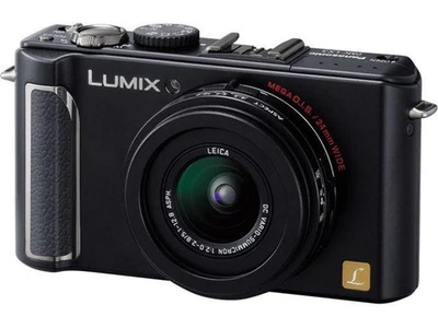 Panasonic Lumix DMC-LX3 10.1 MP Digital Compact Camera 2.5x Optical Zoom Tested - Image 1 of 4