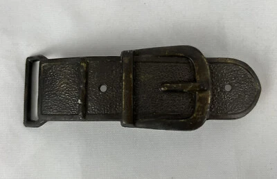 Hebilla de cinturón de metal vintage Pyramid Belt Co. Foto 1 de 4