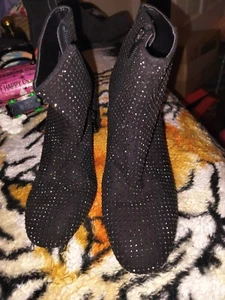 Ann Taylor Studded Block Heel Bootie Women’s Size 5M - Picture 1 of 6