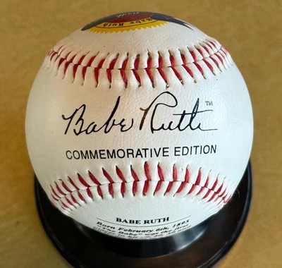 Béisbol conmemorativo Babe Ruth 1995 casi como nuevo Foto 1 de 3