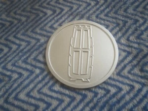 NEW 1979 - 1986 MERCURY GRAND MARQUIS COLONY PARK WHEEL CAP ORNAMENT EMBLEM - Picture 1 of 4