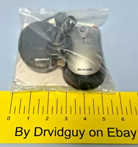Microsoft 69J-00010-B Wireless Optical Mouse 2000 - Sterling Gray - Picture 1 of 3