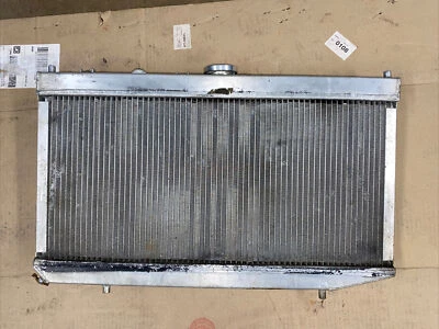 Radiador de aluminio tamaño completo personalizado para Honda Civic 1992-2000 - tamaño completo / 4 filas Foto 1 de 4