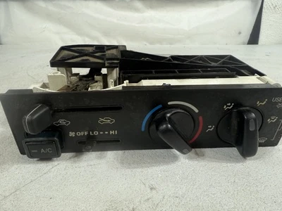 1998-2000 Toyota 4Runner AC aquecedor temperatura controle climático fabricante de equipamento original - Imagem 1 de 4