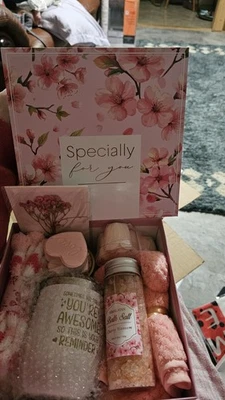 Spa Día Baño Relajante Spa Set de Regalo con Vaso de Vino Foto 1 de 2