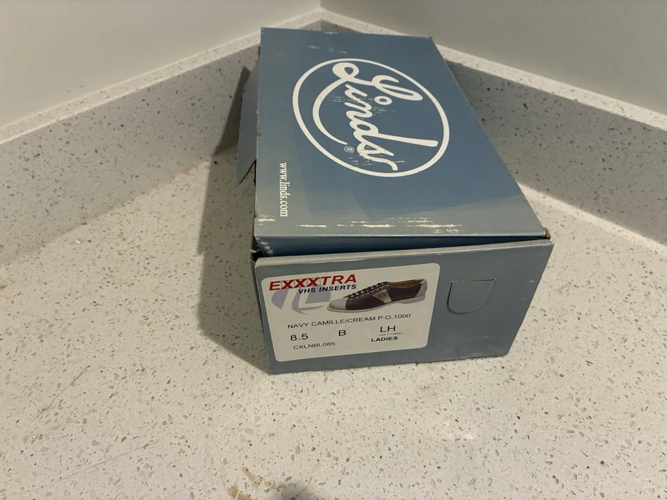 Sapatos de boliche femininos Linds tamanho 8,5 - Imagem 1 de 4