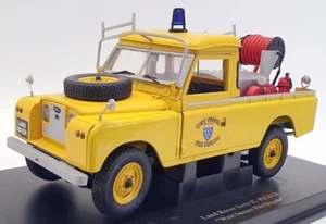 Modellino auto Universal Hobbies scala 1/18 4414 - Land Rover Serie II pick up - Foto 1 di 6
