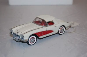 Franklin Mint 1960 Corvette Cabrio 50° Anniversario Bianco Rosso 1:24 LE RARA! - Foto 1 di 20