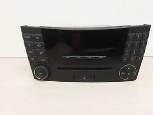 MERCEDES E CLASS W211 CD PLAYER STEREO UNIT A2118701289 - Picture 1 of 5