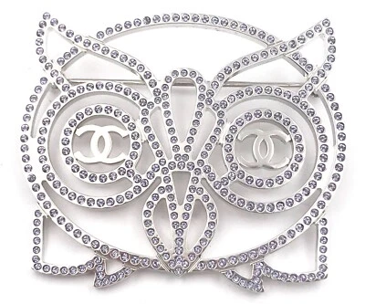 Chanel Nuevo Broche Plata Búho Claro Cristal Lavanda Foto 1 de 4