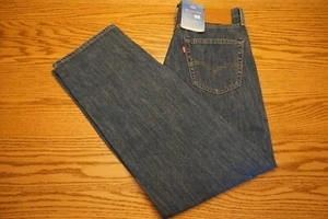NWT MEN'S LEVI JEANS 568 Size 36 x 32 Stay Loose Lightweight Cool Premium $98 - Picture 1 of 2