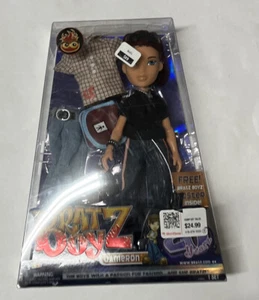 Bambola alla moda Bratz Boyz CAMERON 20 anni anniversario.*Nuovo con scatola* - Foto 1 di 9
