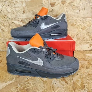 Nike Air Max 90 Größe UK 9 Grau Silber Orange Brandneu im Karton KOSTENLOSER VERSAND  - Bild 1 von 7