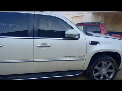 乘客右前门 Thru 11/14/10 适合 07-11 ESCALADE 942175 — 第 1/4 张图片