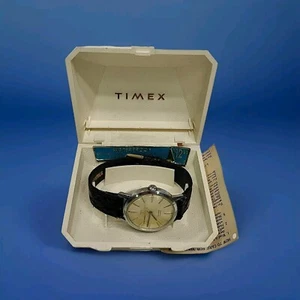 Vintage Men's TIMEX 21 MARLIN Self-Winding Watch with Hard Shell Case & Paper - Picture 1 of 23