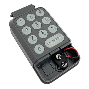 Teclado de entrada inalámbrico sin llave GDA300 RYOBI abridor de puertas de garaje exterior INCOMPLETO - Imagen 1 de 5