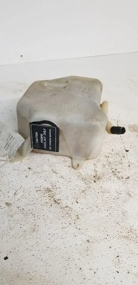 Reservatório de líquido de arrefecimento DAKOTA 1990 1059161 - Imagem 1 de 1