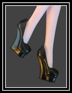 Monster High Draculaura Scaris City Of Frights schwarze Keilabsatzschuhe - Bild 1 von 3