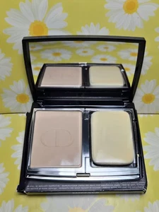 Dior Forever Natural Velvet Long Wear Compact Foundation 1W Warm 0.35oz. - Picture 1 of 6