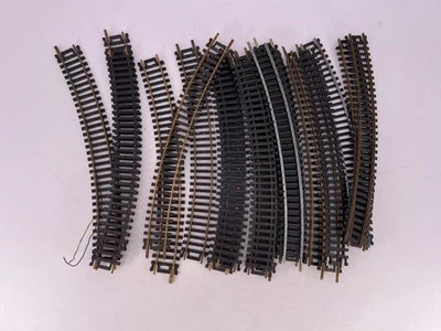 HO 9" 18R Curved Track Lot of 20 Mixed Atlas AHM Tyco Bachmann Brass Nickel Fair - Image 1 of 4