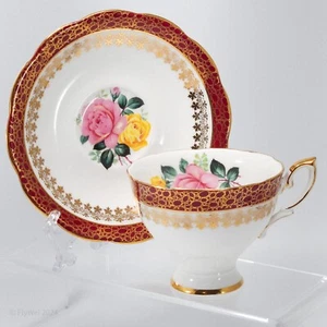 Taza y platillo Royal Standard 6 oz porcelana de hueso blanco banda roja rosas de filigrana dorada - Imagen 1 de 17