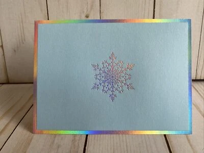 Tarjeta de copo de nieve de lámina plateada en blanco sello interior notas de felicitación de invierno vacaciones Foto 1 de 4
