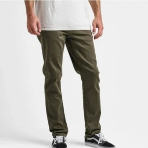 Roark Green Jeans Size 36x32 NWT - Picture 1 of 7