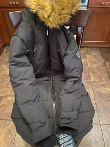 Alpine North VEGAN  women’s Warm Coat Sz XS TP Faux Fur on Hood.  Black - Picture 1 of 7