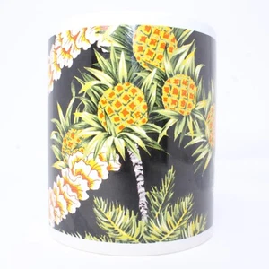 Hilo Hattie 50th Anniversary Leis & Pines Black Hawaiian Collector's Coffee Mug - Imagen 1 de 6
